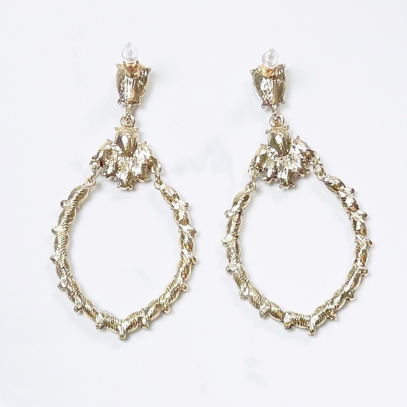 “Alana” light blue & clear glass crystal earrings / gold tone large elegant hoop - Picture 7 of 8